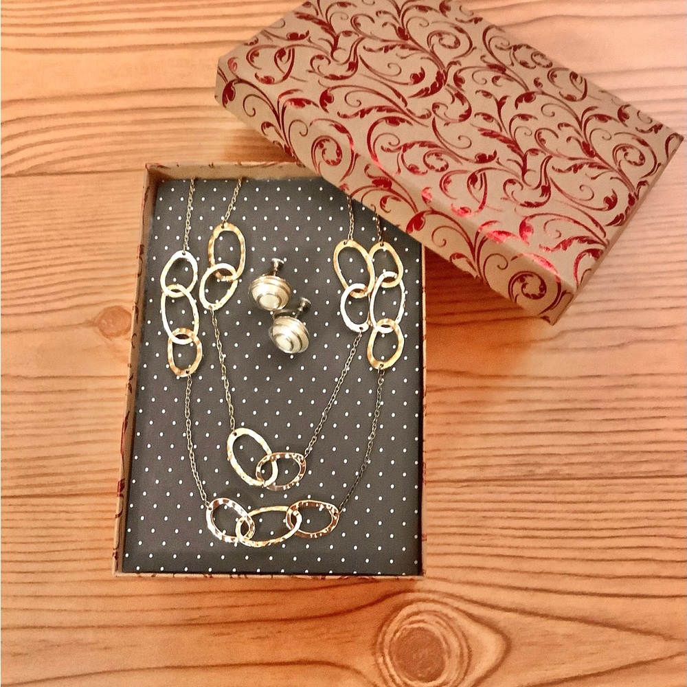 2piece Necklace and Earring Set